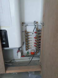 Installation de système de chaudière et chauffe-eaux par des techniciens professionnels  